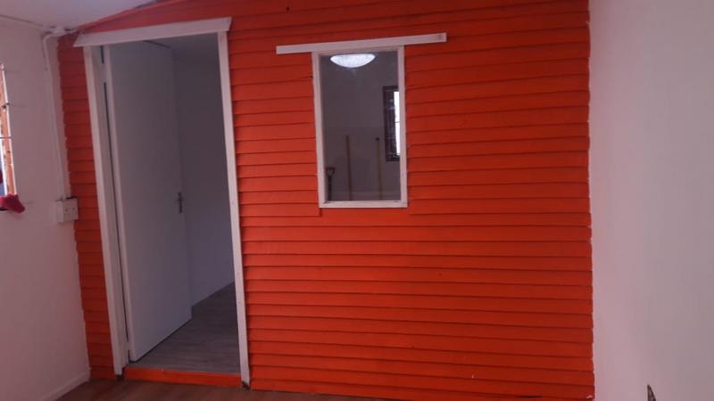 To Let 1 Bedroom Property for Rent in Brooklyn Western Cape